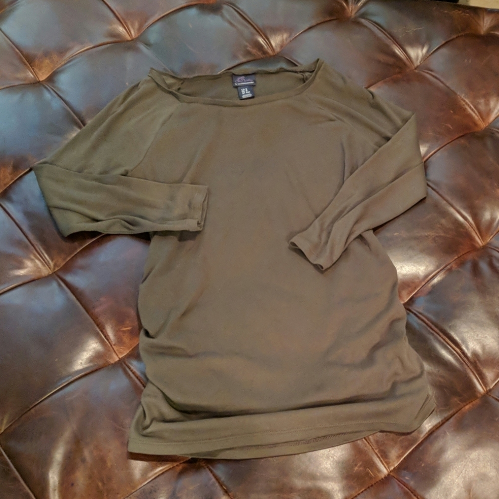 Oh baby maternity 3/4 sleeve sweater size small